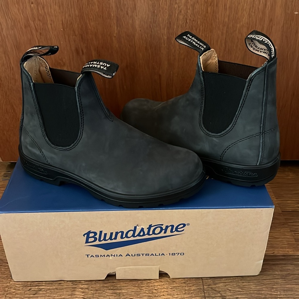 Blundstone Unisex 587 Rustic Black Boot